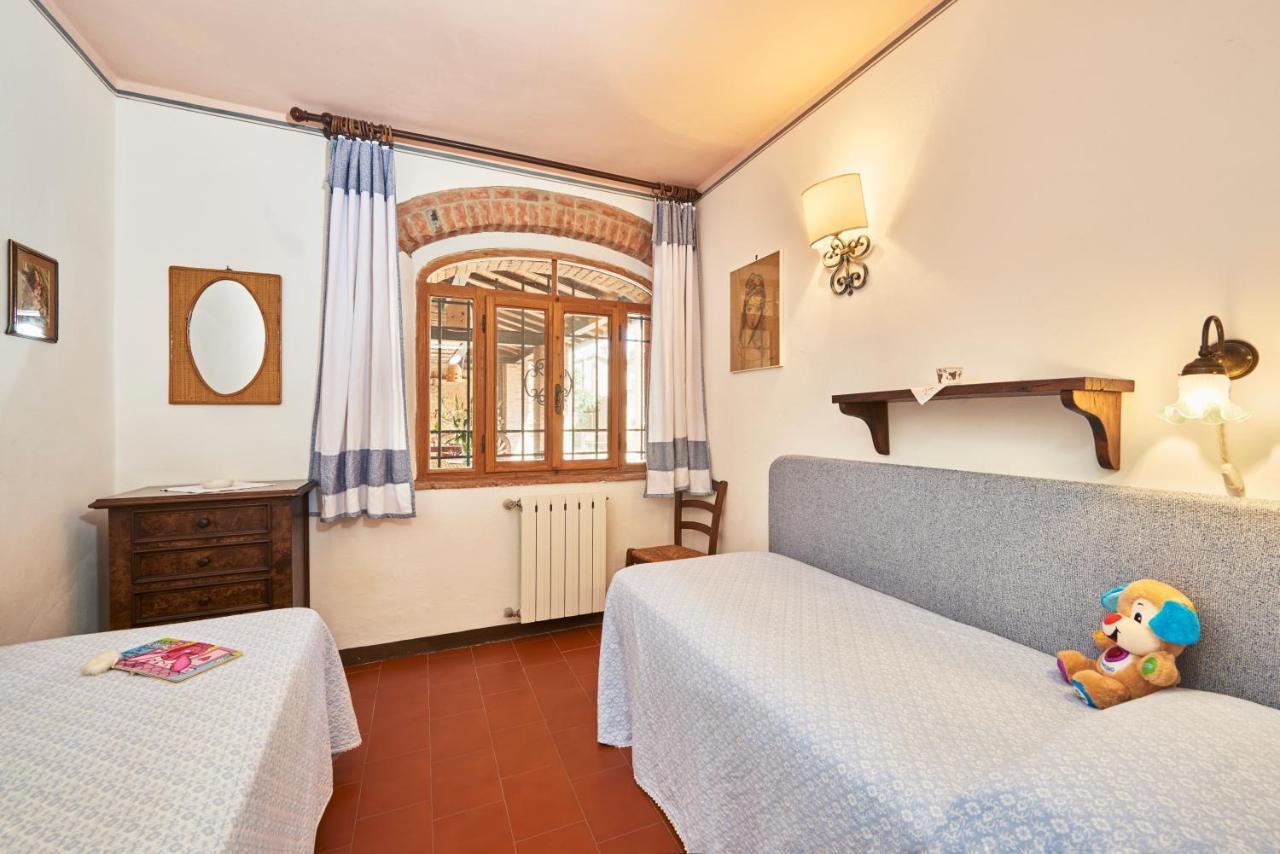 Agriturismo Pometti - Fattoria La Selva トレクアンダ エクステリア 写真
